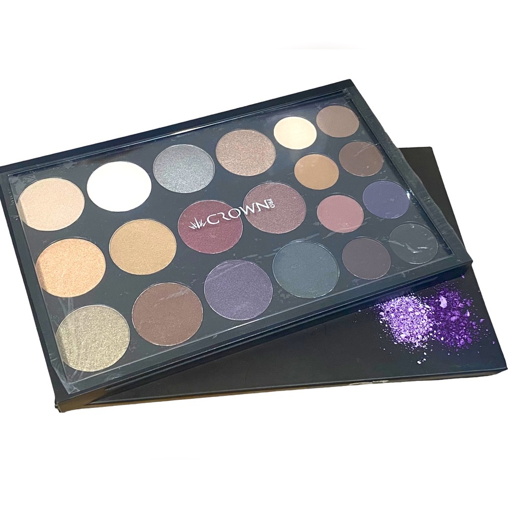 Crowne Pro Eyeshadow Collection